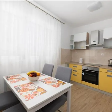Apartment Ivo Zivogosce